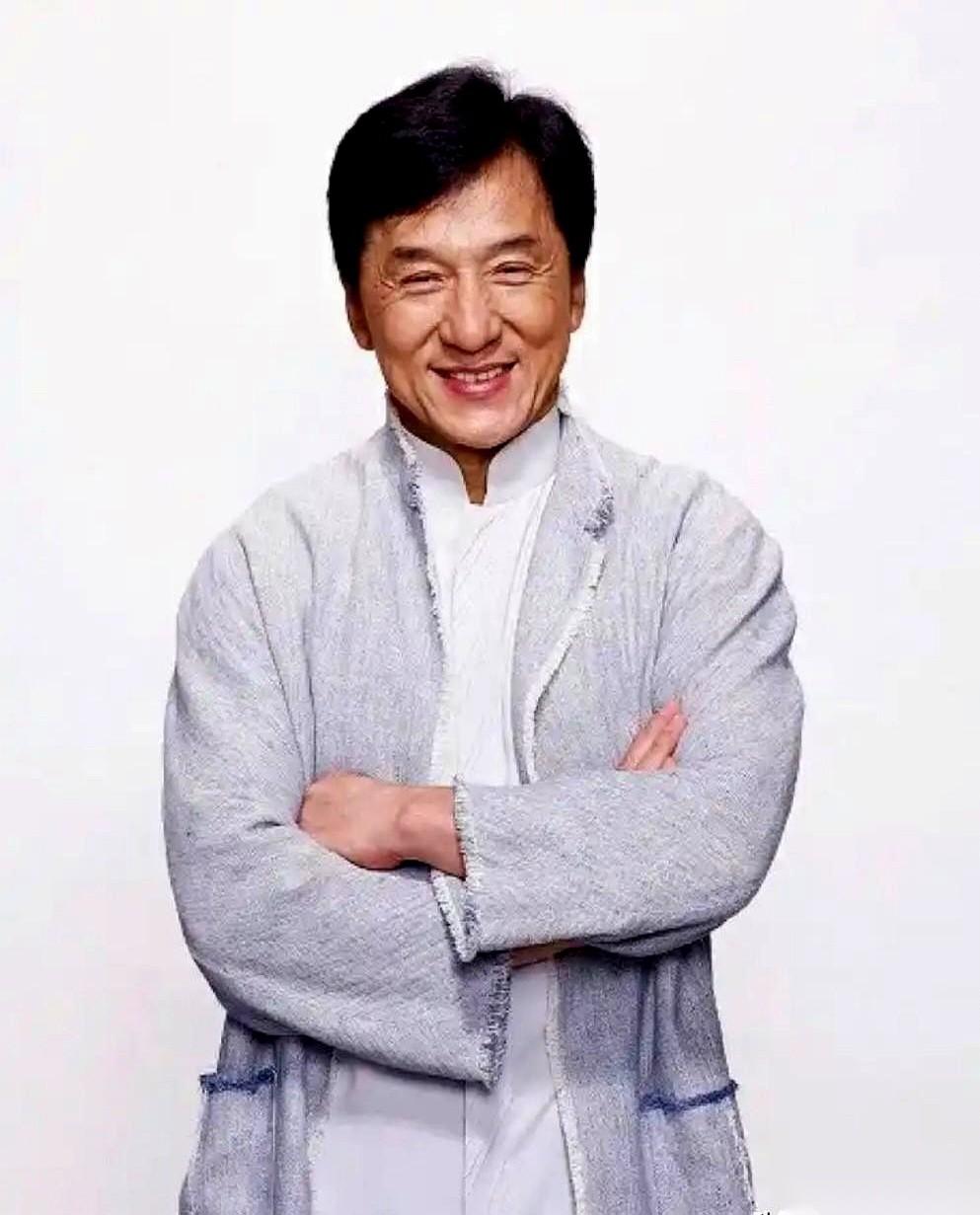 谁能想到，这年头催更《尖峰时刻4》喊得最凶的，竟然是特朗普？
这消息一出，真的让