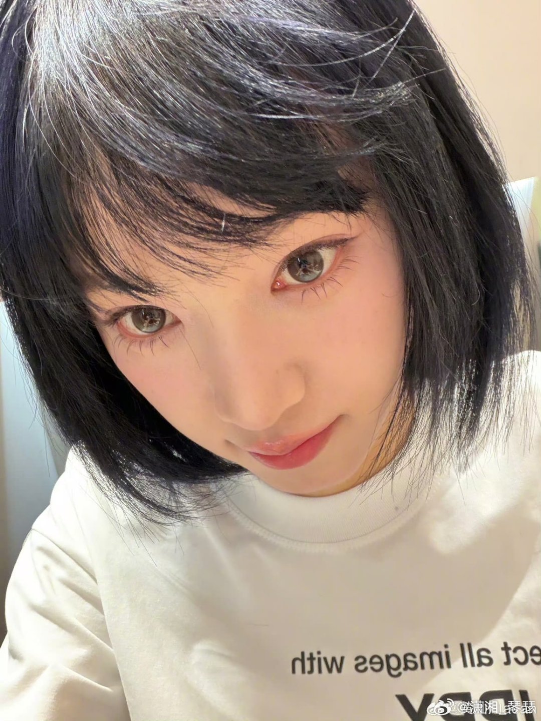 黄灿灿染黑发黑发也很好看呀，希望灿灿可以多多参加综艺，太有梗太搞笑了:-D 