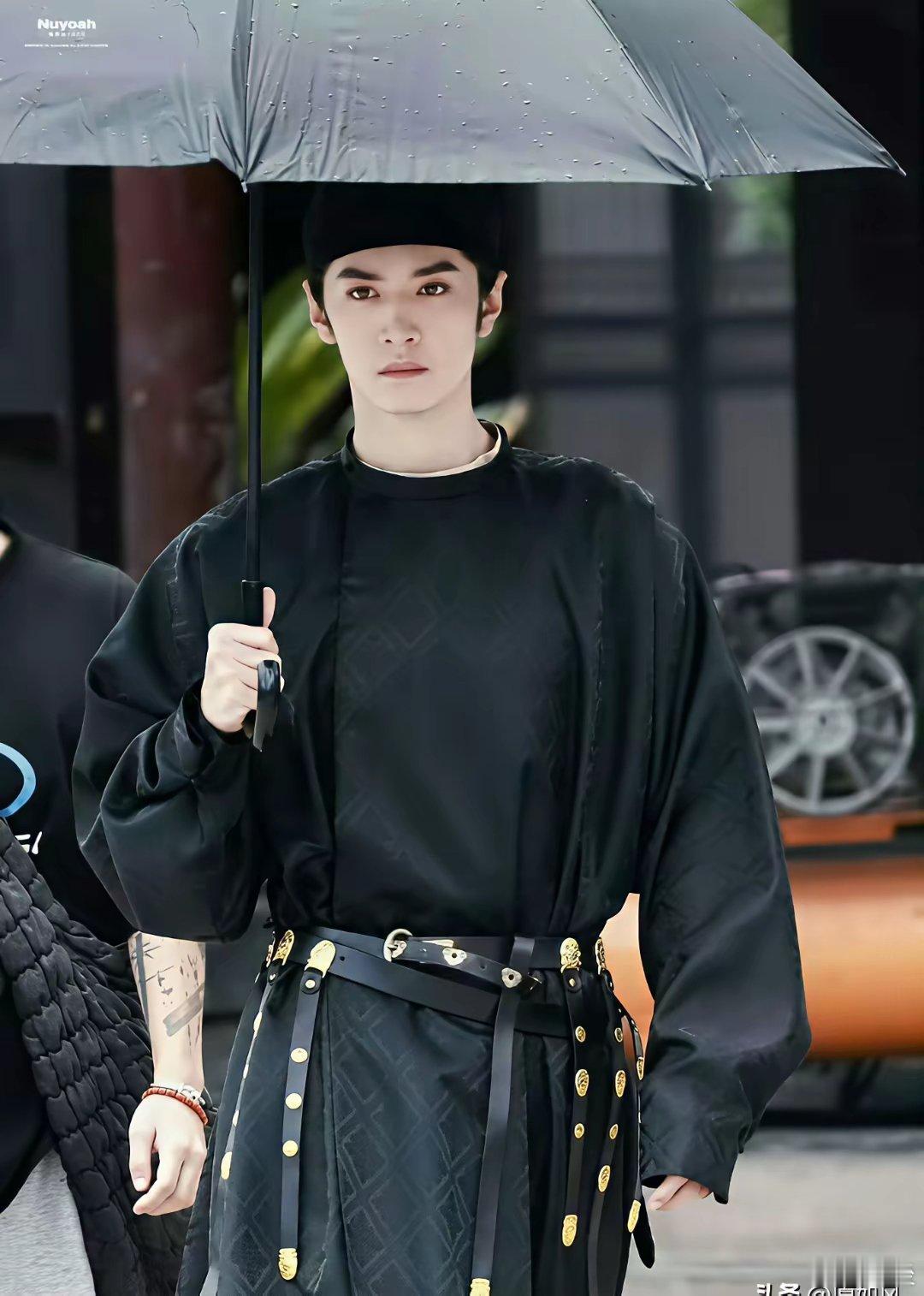 陈哲远悔当初为什么一定要出演《江山为聘》剧组不行，还被于正公开阴阳而且《江山为聘