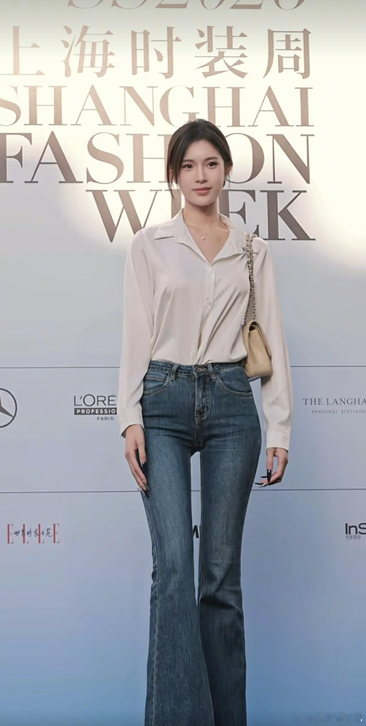 小姐姐气质穿搭