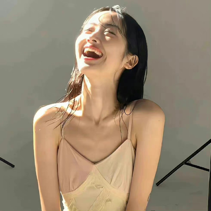 “ 把期望降低，所有的遇见都是礼物。” 