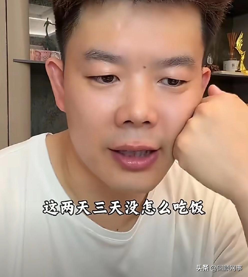 w吴召国谈张雪峰，他这辈子也算值了，s后万人想送，我到时候相信也会这样！

  