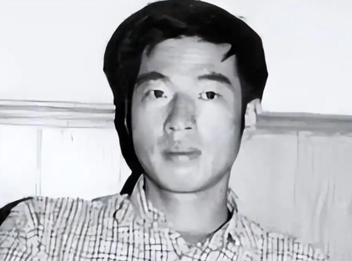 1998年，昆明发生了一起轰动全城的命案。女警王晓湘和副局长王俊波双双被杀，警方