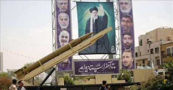 伊朗凭什么这么硬气？敢逼迫海湾五国赔钱，伊朗开出的损失是2700亿美元。伊朗这个