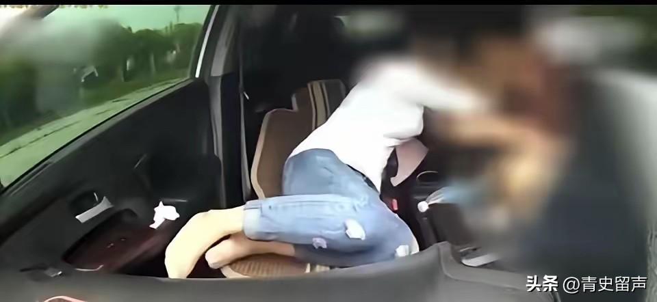 江苏淮安胡某在长达一年多的时间里，用违禁药水控制上百名陌生女性，在私家商务车内实