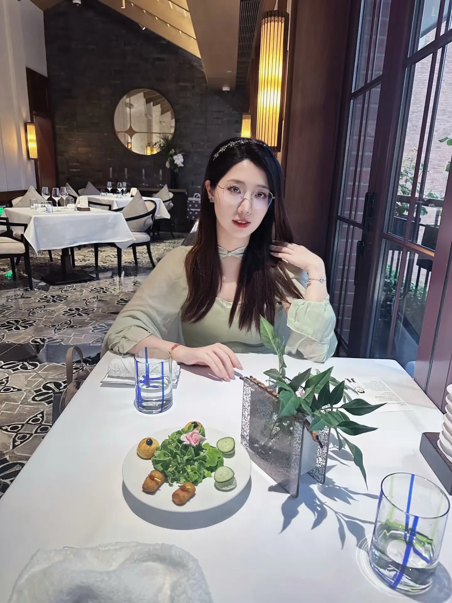 陪我吃1k顿米其林。      特此鸣谢如下餐厅参与我的生活💕 Ma...