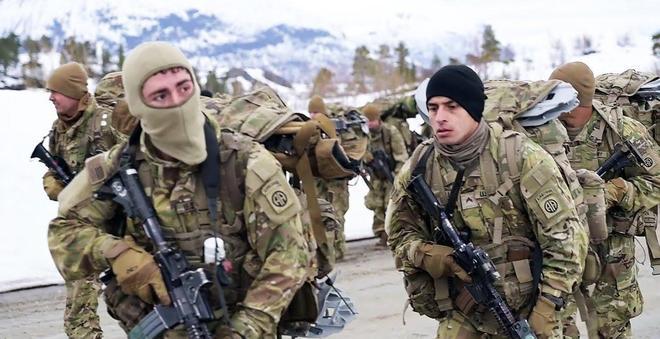 震惊！

2000美军第82空降师伞兵随时空降突袭，伊朗人只是说：“我们只想对美