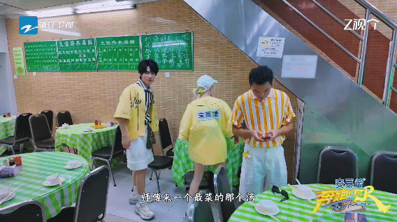 跑男这期被碳水做局了《奔跑吧》这期开启了澳门的美食之旅，老字号美味吃到停不下来，