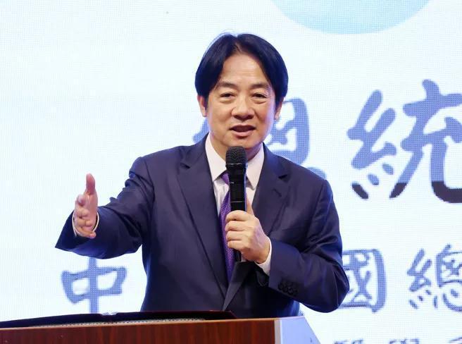 台湾物理治疗学会今天（6）举办创会50周年晚宴，赖清德以「回娘家」之姿亲临祝贺。