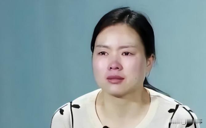 1992年，湖北1对夫妻自杀去世，留下仅5岁的女儿，23年后，女儿竟然不顾全村人