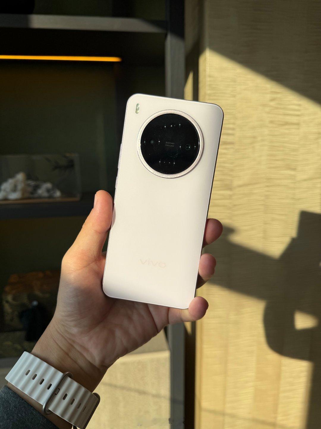 【vivo Y500 Pro手机测评 】最近在用一款千元机当副机：白天用这台手机