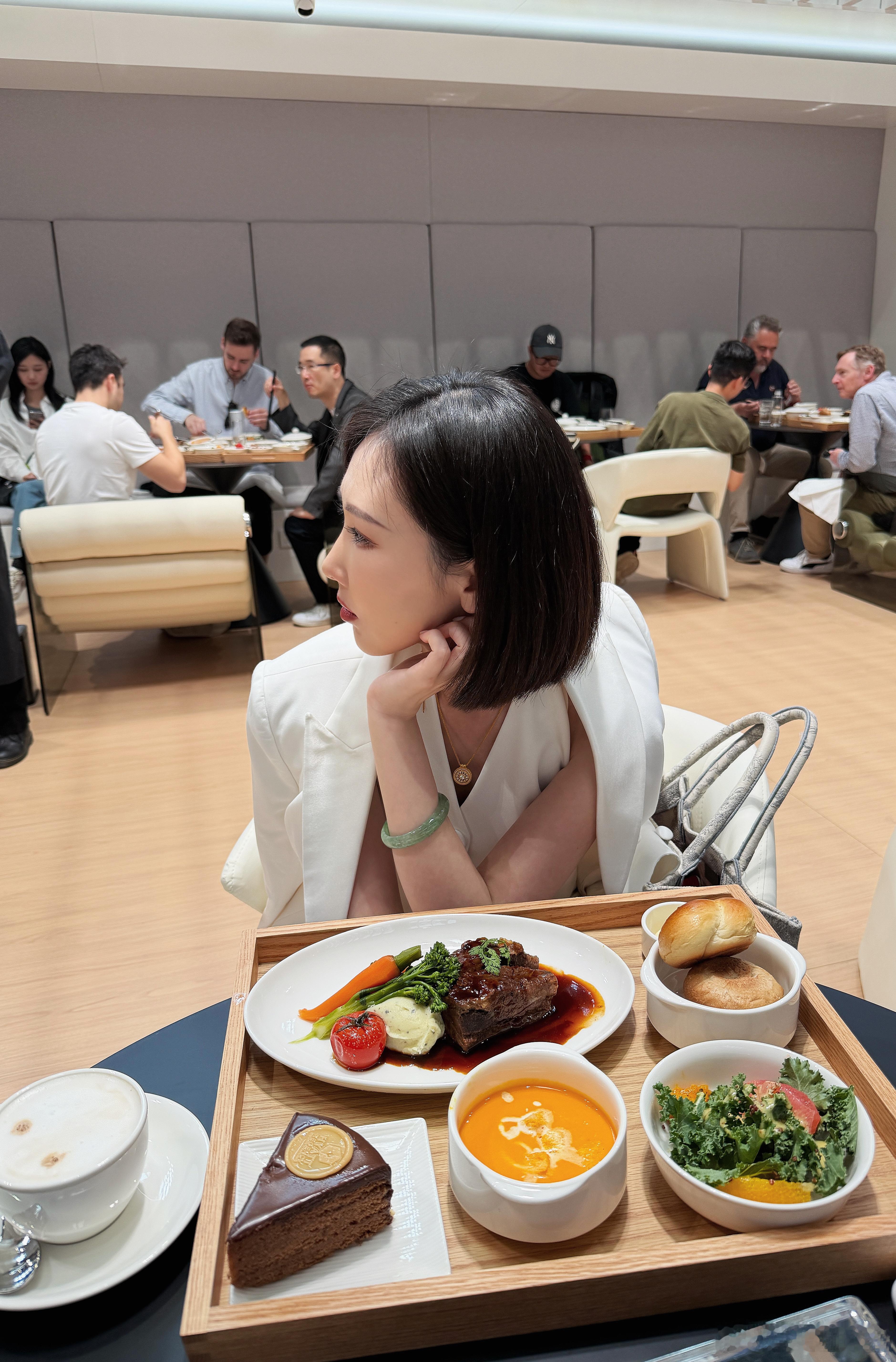 车展午饭 吃完继续 北京·中国国际展览中心顺义新馆