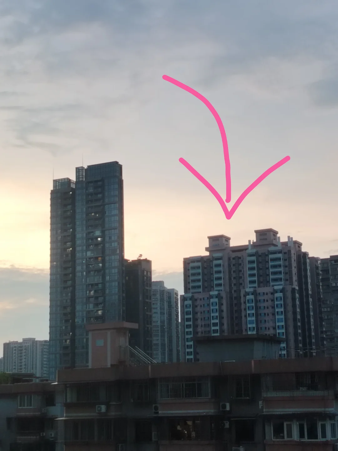 广州五羊邨核心区还有烂尾楼没改造好