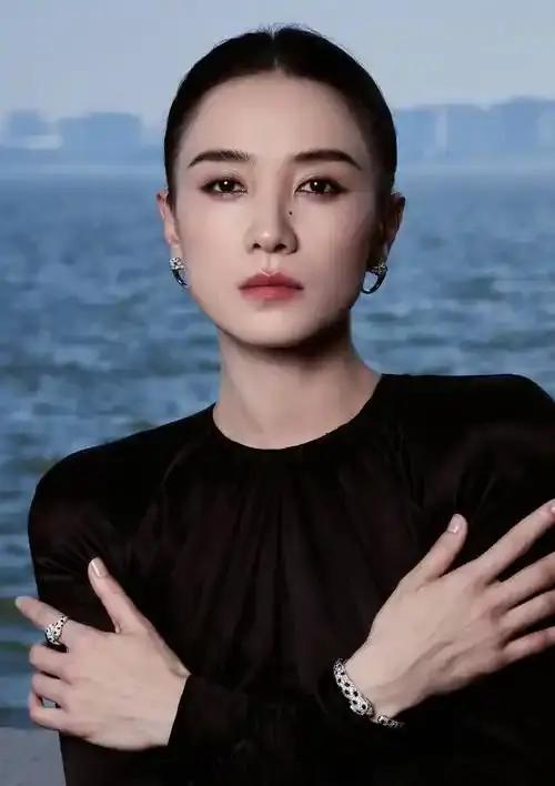 于和伟拿最佳男主角，我不惊讶，
宋佳拿最佳女主角，我也不惊讶，
但真正让我惊讶的