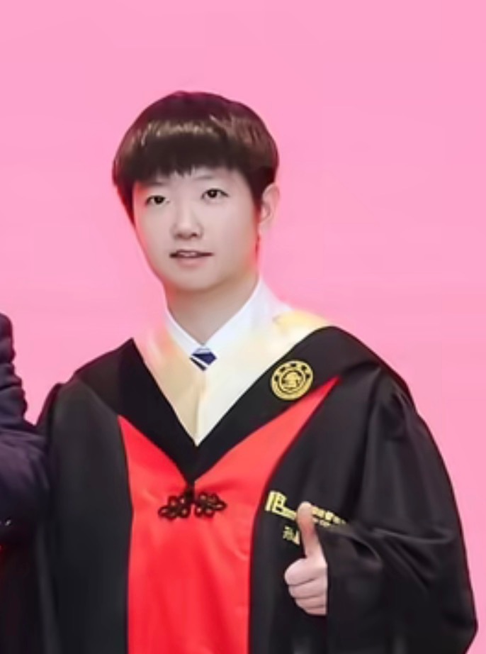 哎呦特别清晰的小宝宝 毕业快乐呀🎓网页链接