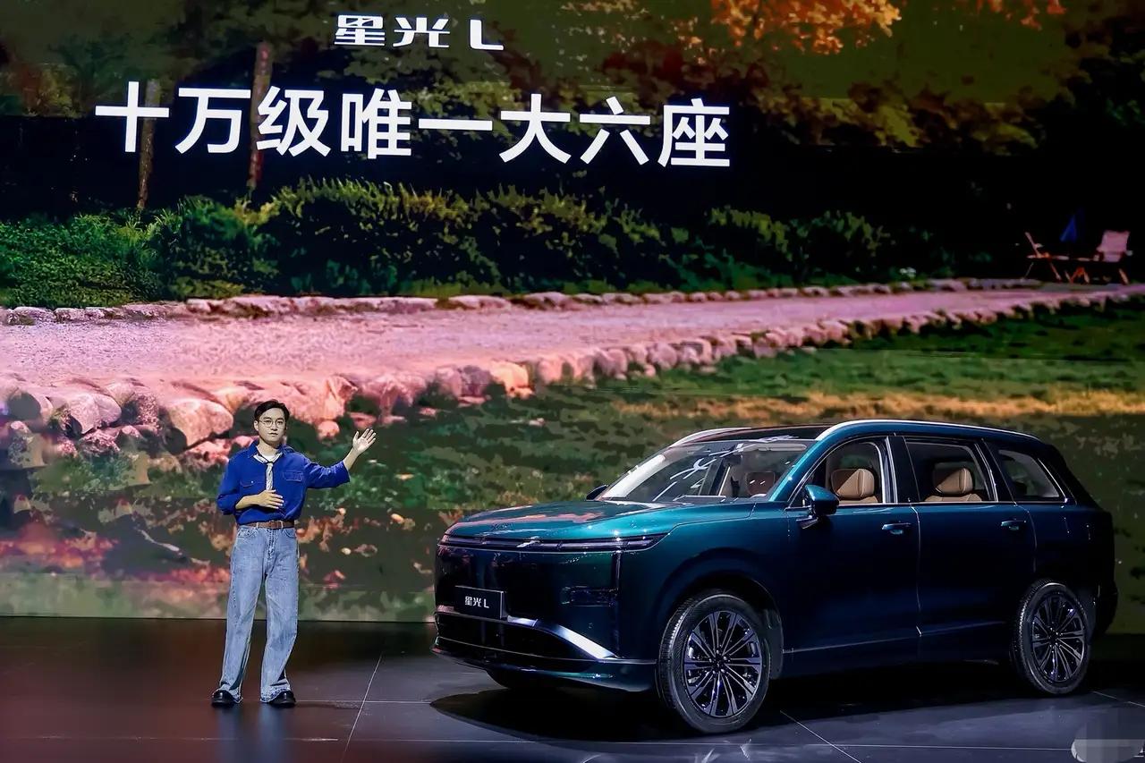 选车，可以闭眼入的四款15万级SUV：

1、五菱星光L：中大型SUV，4980