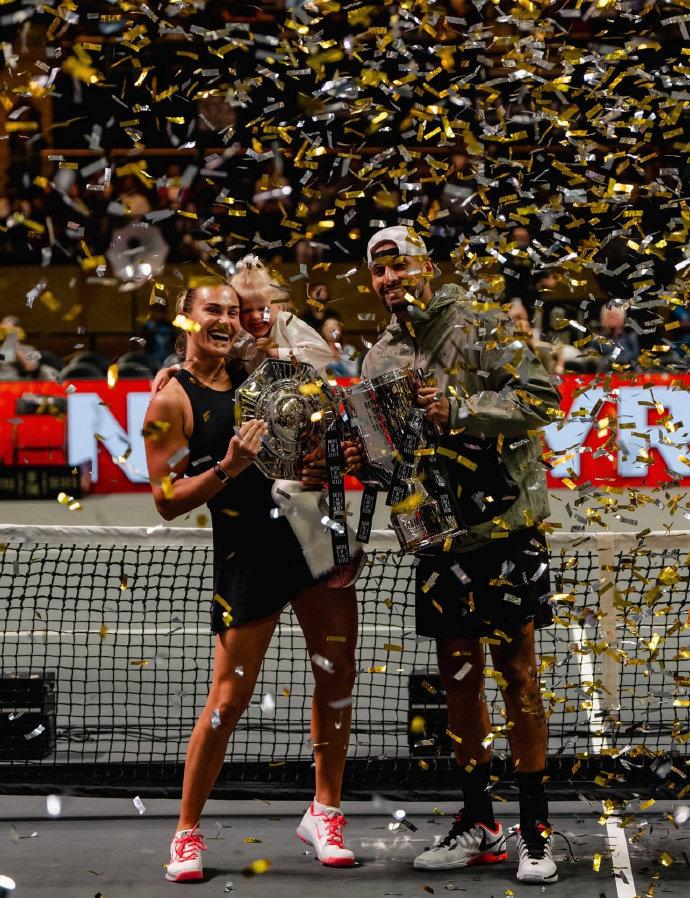 萨巴伦卡回应性别大战争议：这不是丢脸，是给女子网球带流量！
 
面对“性别大战”