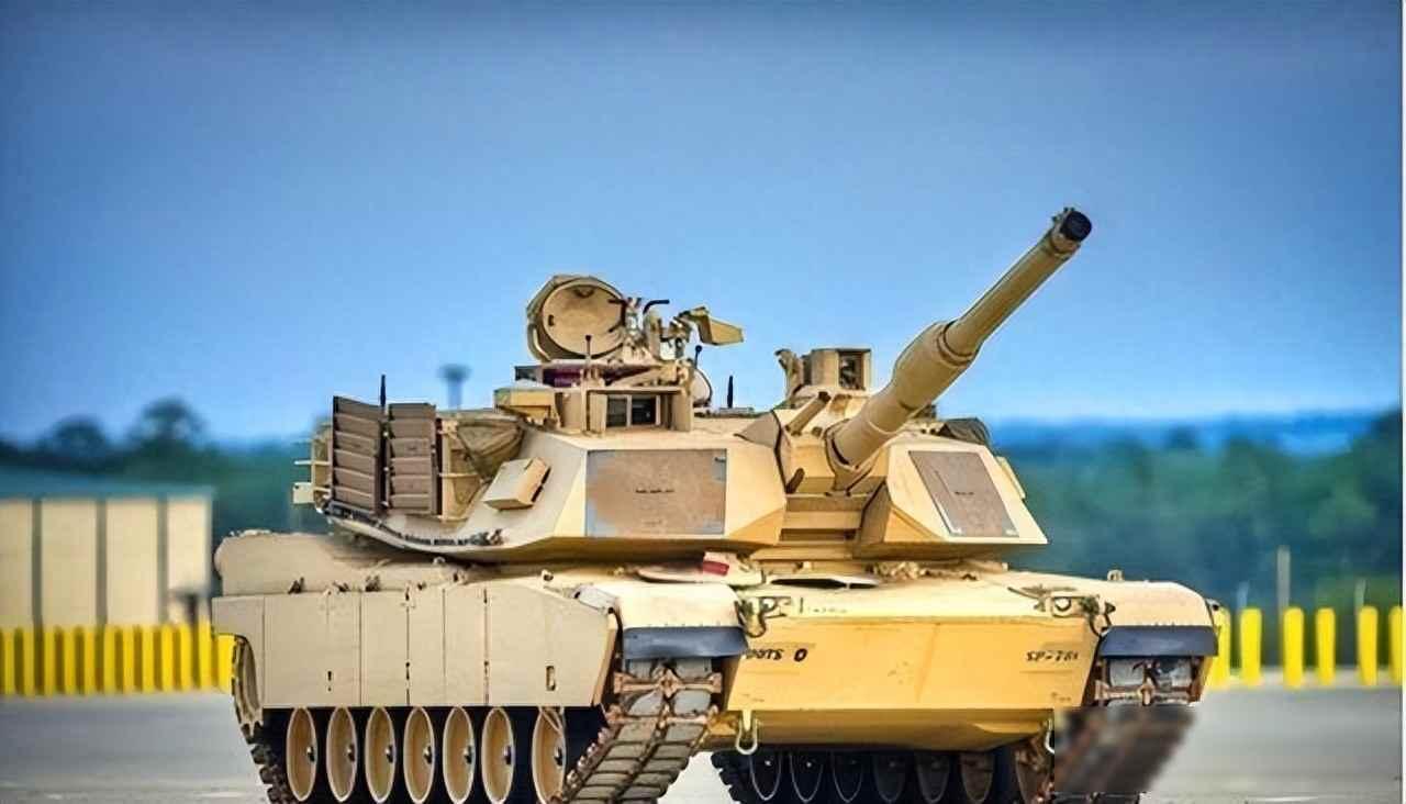 坦克已到港，桥却扛不住，系统还连不上

2026年2月中旬，最后一艘货船停靠在美