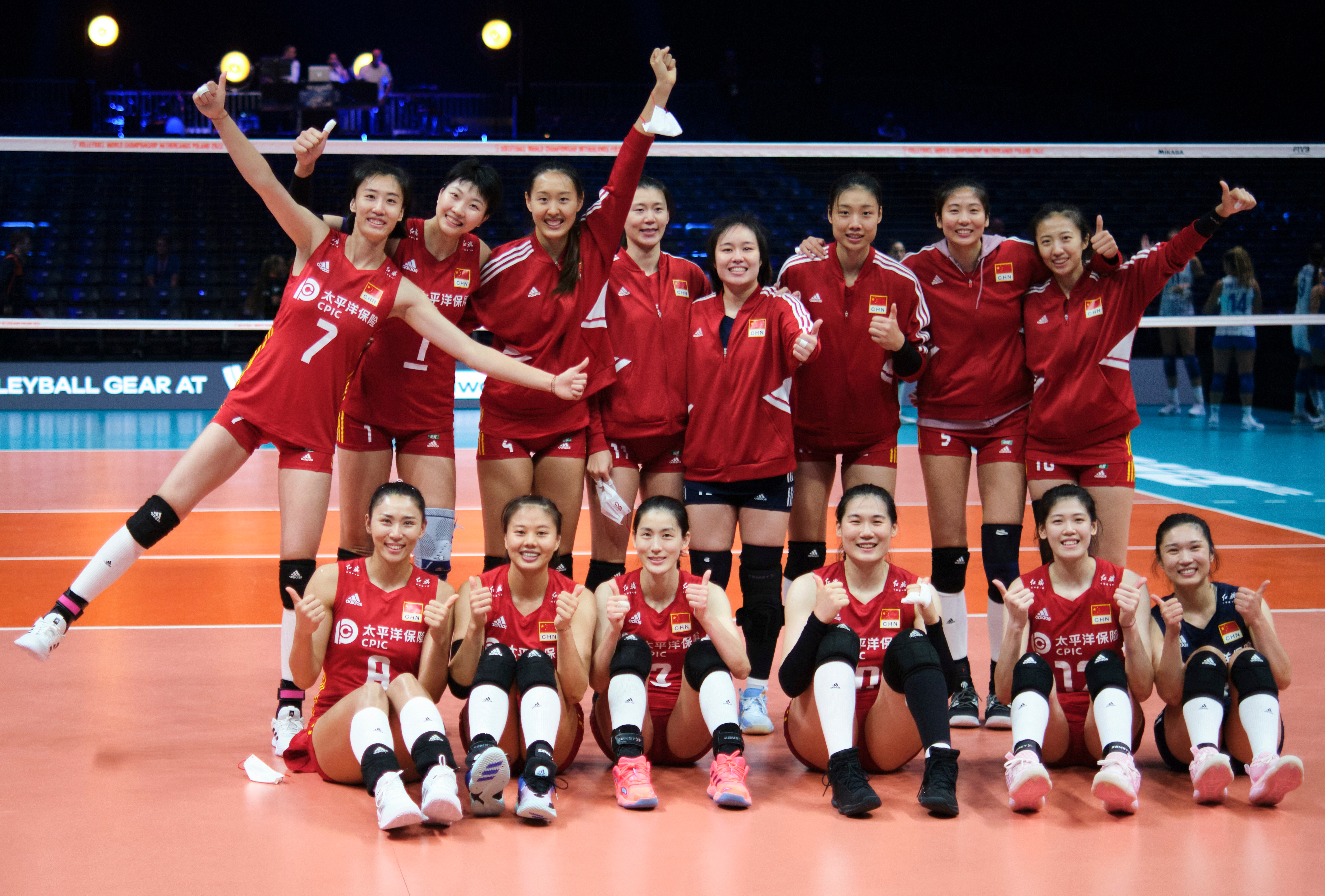 2026世界女排联赛中泰对决赛程有变！第四局阵容调整，董禹含唐欣解盛钰首发登场迎