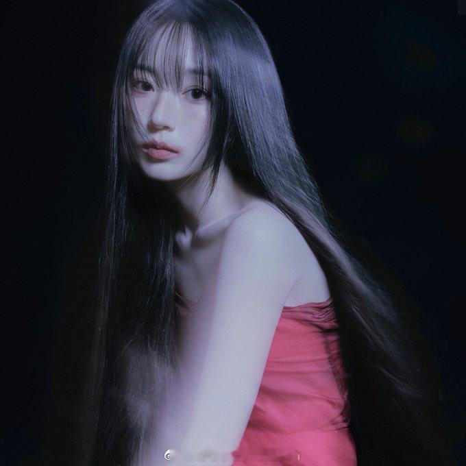 🚨NMIXX队长吴海嫄确认组合目前正全力筹备下一阶段的回归新作NMIXXkpo