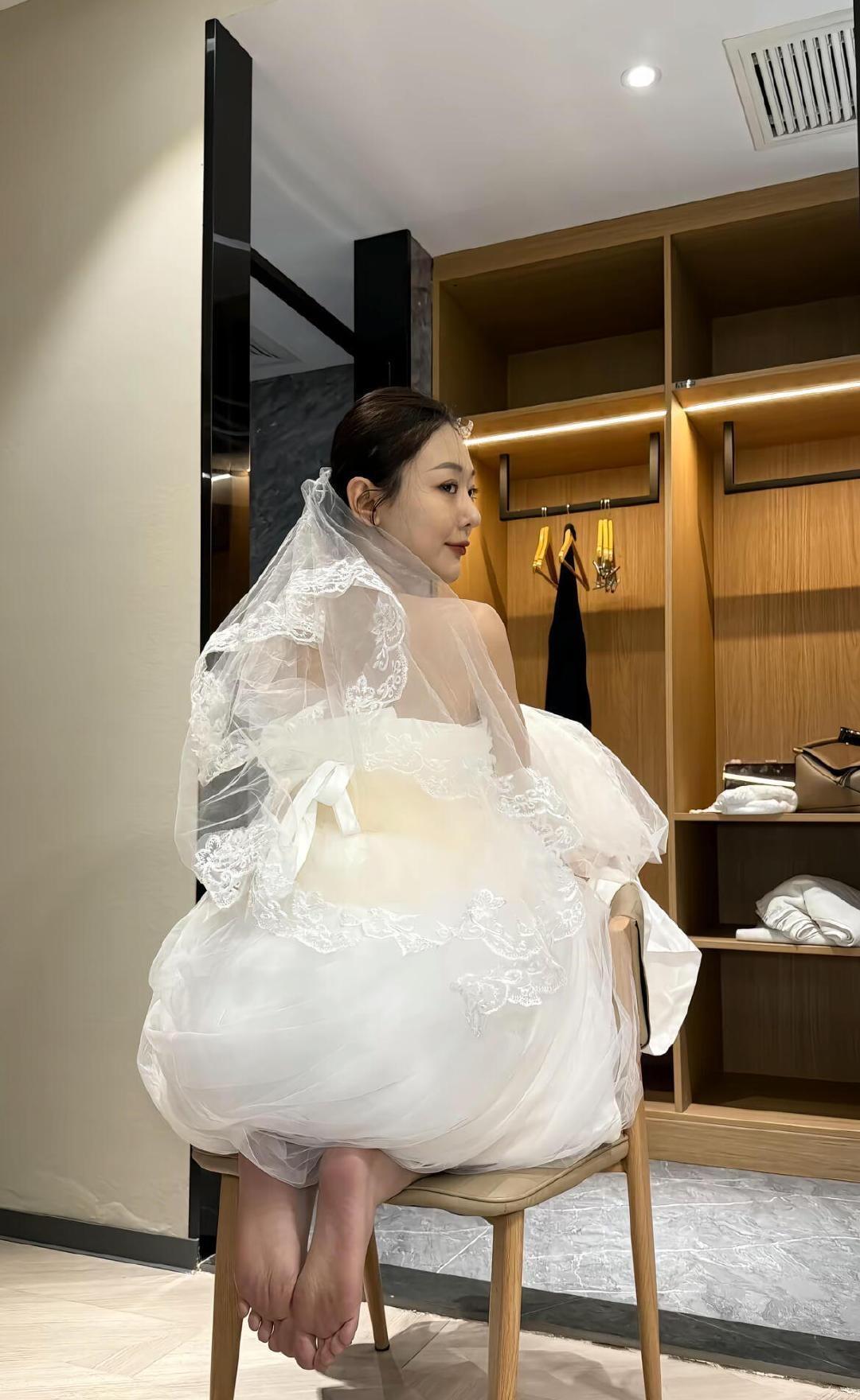 白纱白丝，纯洁美