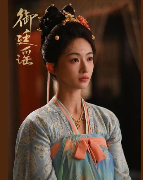 于正陈哲远和解 《御廷谣》上线当天，于正主动示好发文称，爽剧归来，仍是吴姐天下。