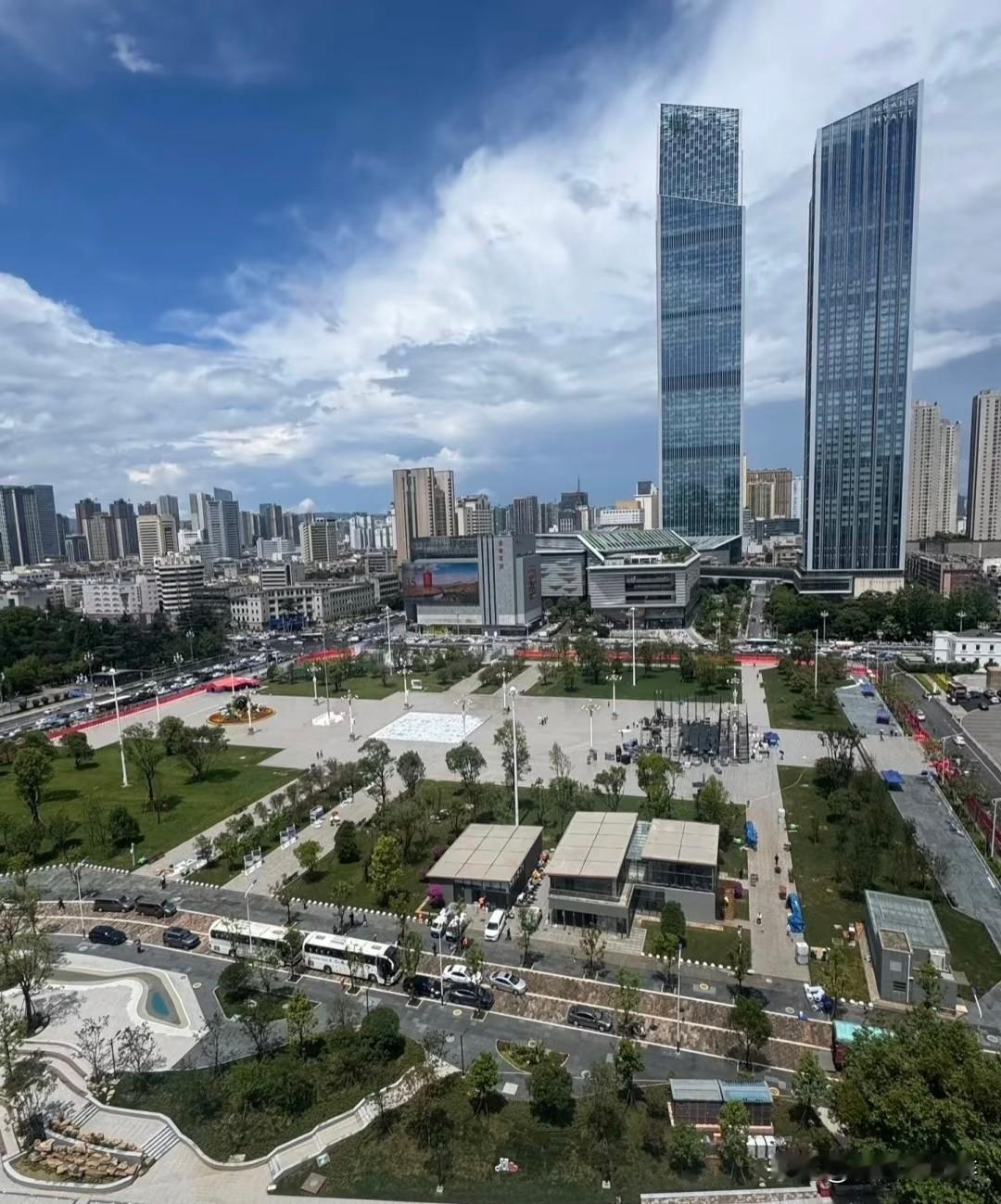 12月31日前，攀枝花牌照车辆到昆明可享受高速通行费5折优惠！！！
详细优惠方案