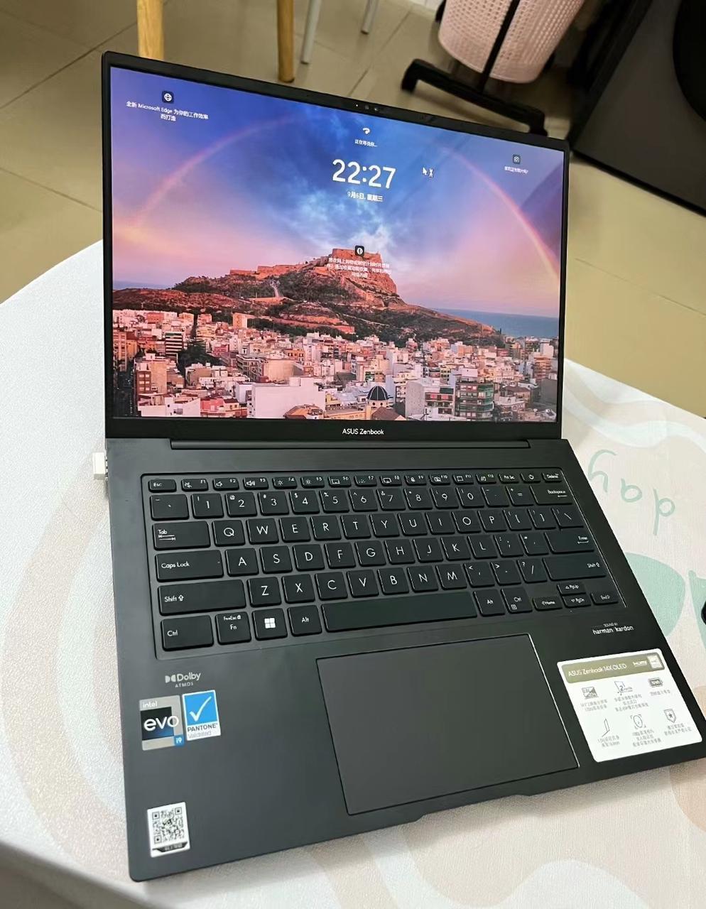 讲真的，上班族买笔记本真不要死盯着苹果Macbook，那玩意贵体验也一定好，像是