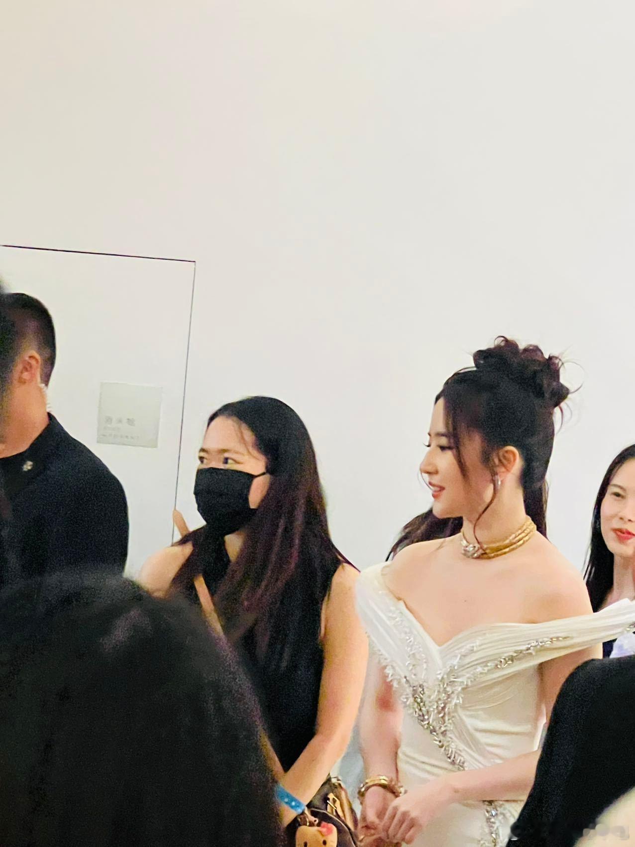 #刘亦菲灵蛇高珠# 刘亦菲宝格丽活动造型BVLGARI 灵蛇珠宝+Gaurav 