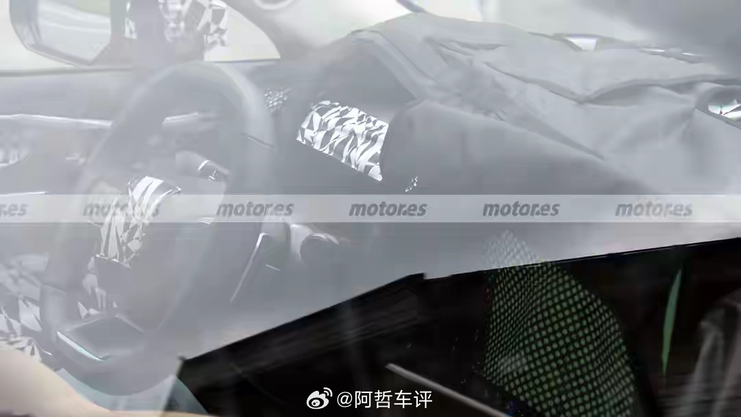 近日有拍到2027款现代Tucson的欧洲路试谍照，第五代车型全方面大改，整车裹