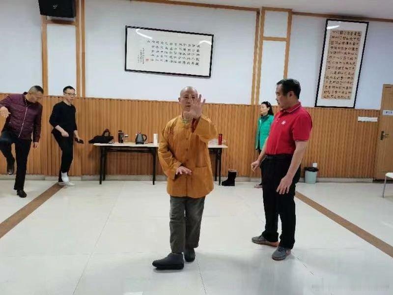 食疗都是智商税？“破相”之言，让我看清了健康的终极秘密本文原作者： 经络调能量 
