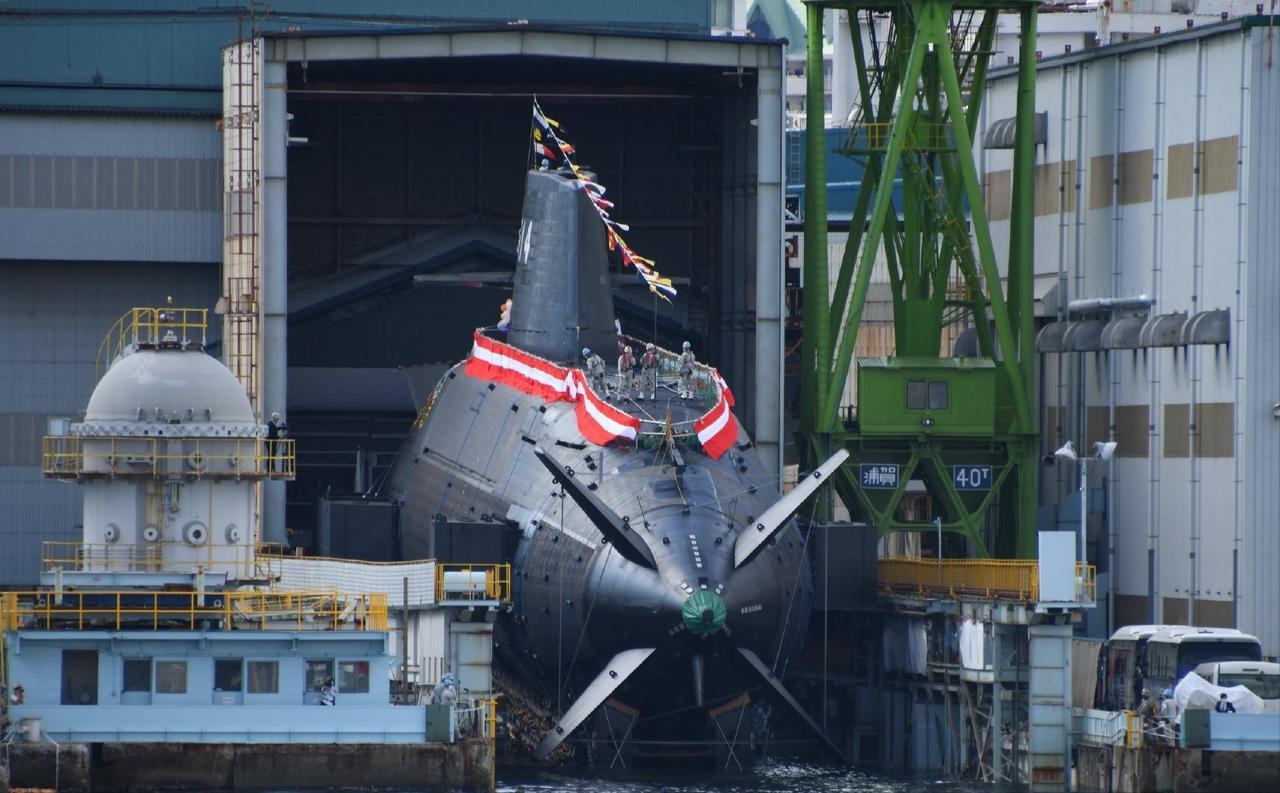 敲山震虎！打日本狗给美国看！中国一招锁喉日本20家军工，打断日本军工脊梁，打残美