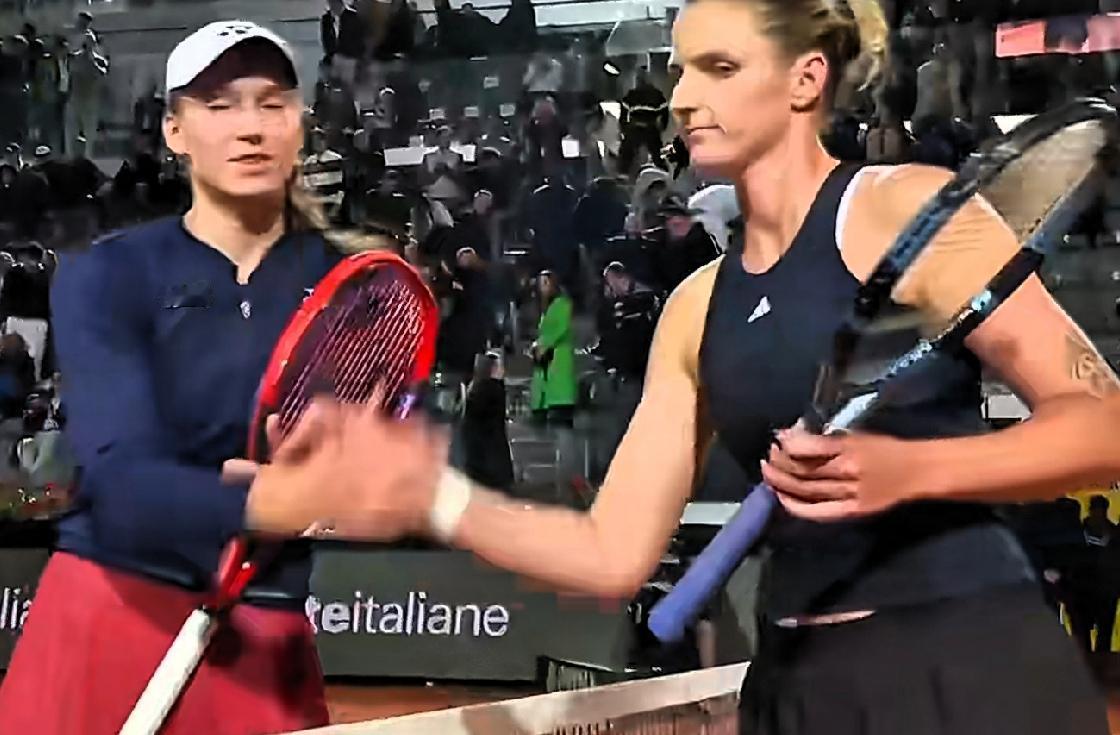 WTA1000罗马站女单八强今天凌晨下半区决出四席：
莱巴金娜、斯瓦泰克，佩古拉