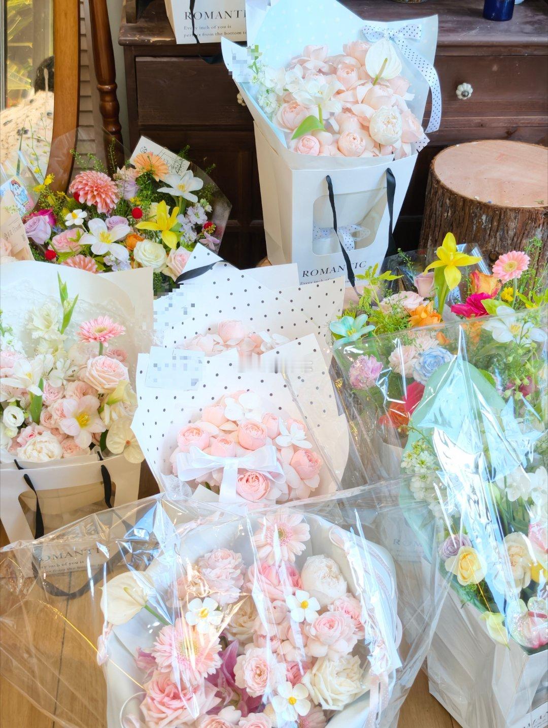 来花店买鲜花💐，医师节，今天去送给医生