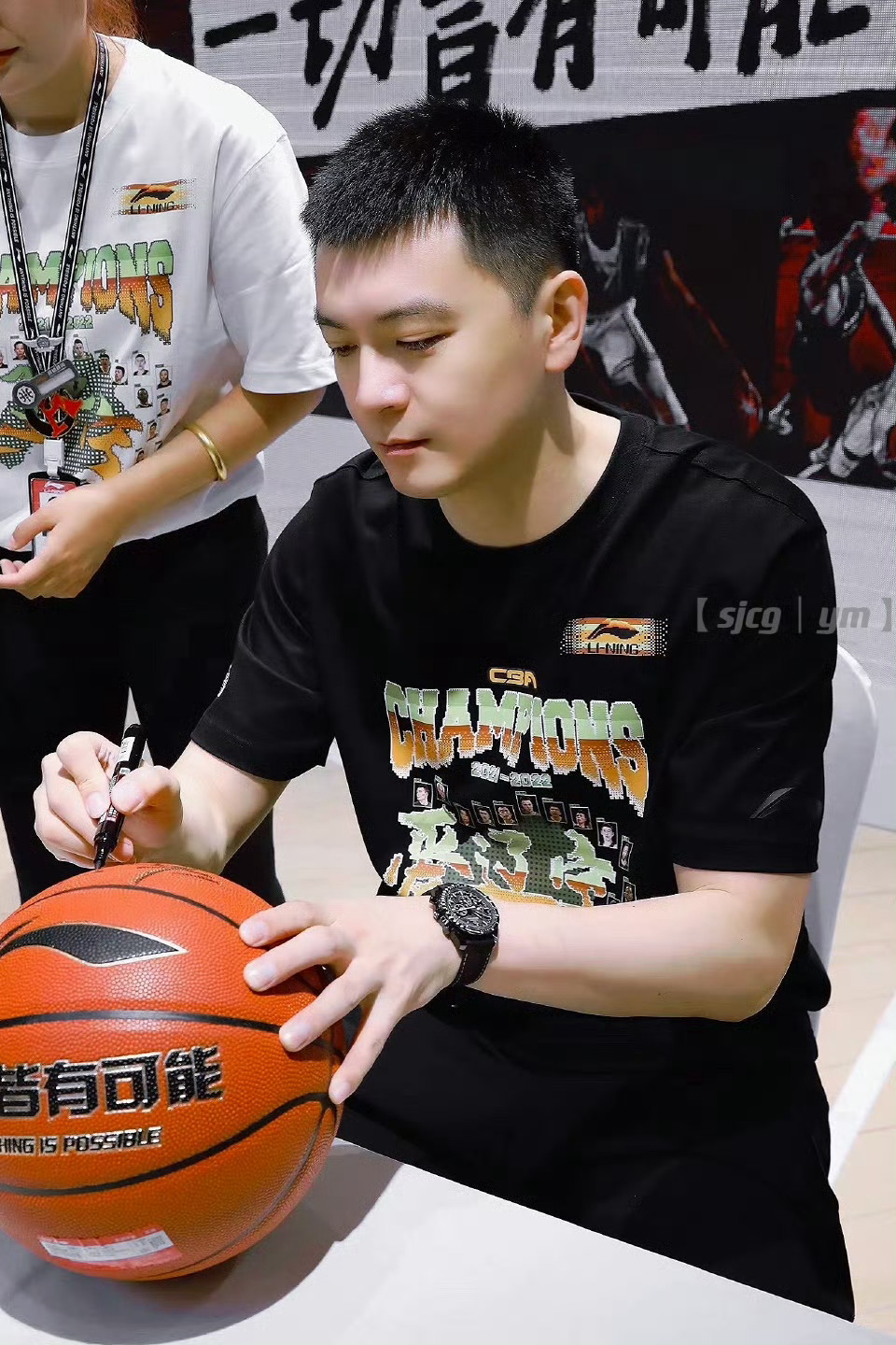 如果不是忠心耿耿为辽篮，如果不是一片赤诚为了自己热爱的篮球事业，得过且过就不会有