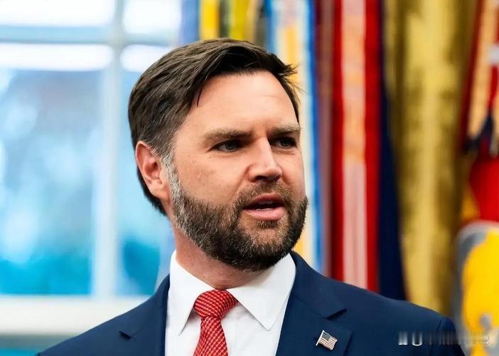 美国政坛最荒诞的反转，正在真实上演！曾经拼死为特朗普站台、亲手“助推”特朗普大选
