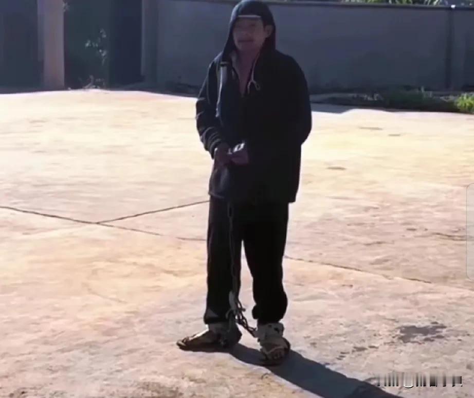 白所成的保卫队长被抓，白所成还能逃到哪里去。
同盟军在金三角湄公河流域巡逻抓住正