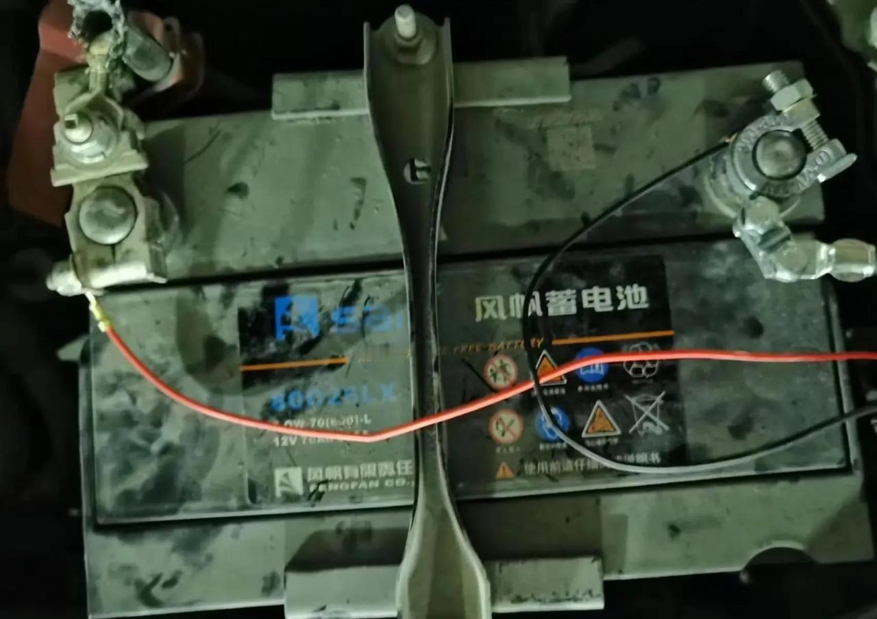 给凯美瑞换了磷酸铁锂电瓶，没想到起飞了！我的凯美瑞运动版2.0S已经10年了，电