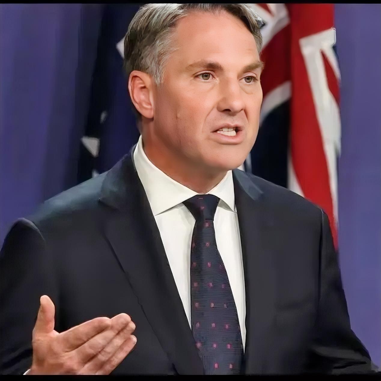 澳大利亚那位副总理兼国防部长马尔斯又在不怀好意鼓捣“中国威胁论”，简直是颠倒黑白