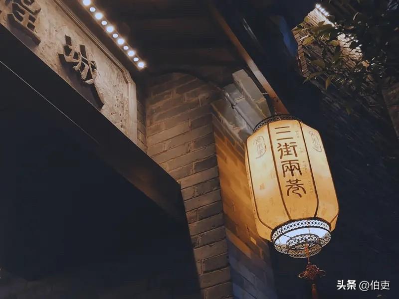 最近发现一直有刷到素老三，苗京京两位老师的作品，还有其他人的一些感慨，特意点进去