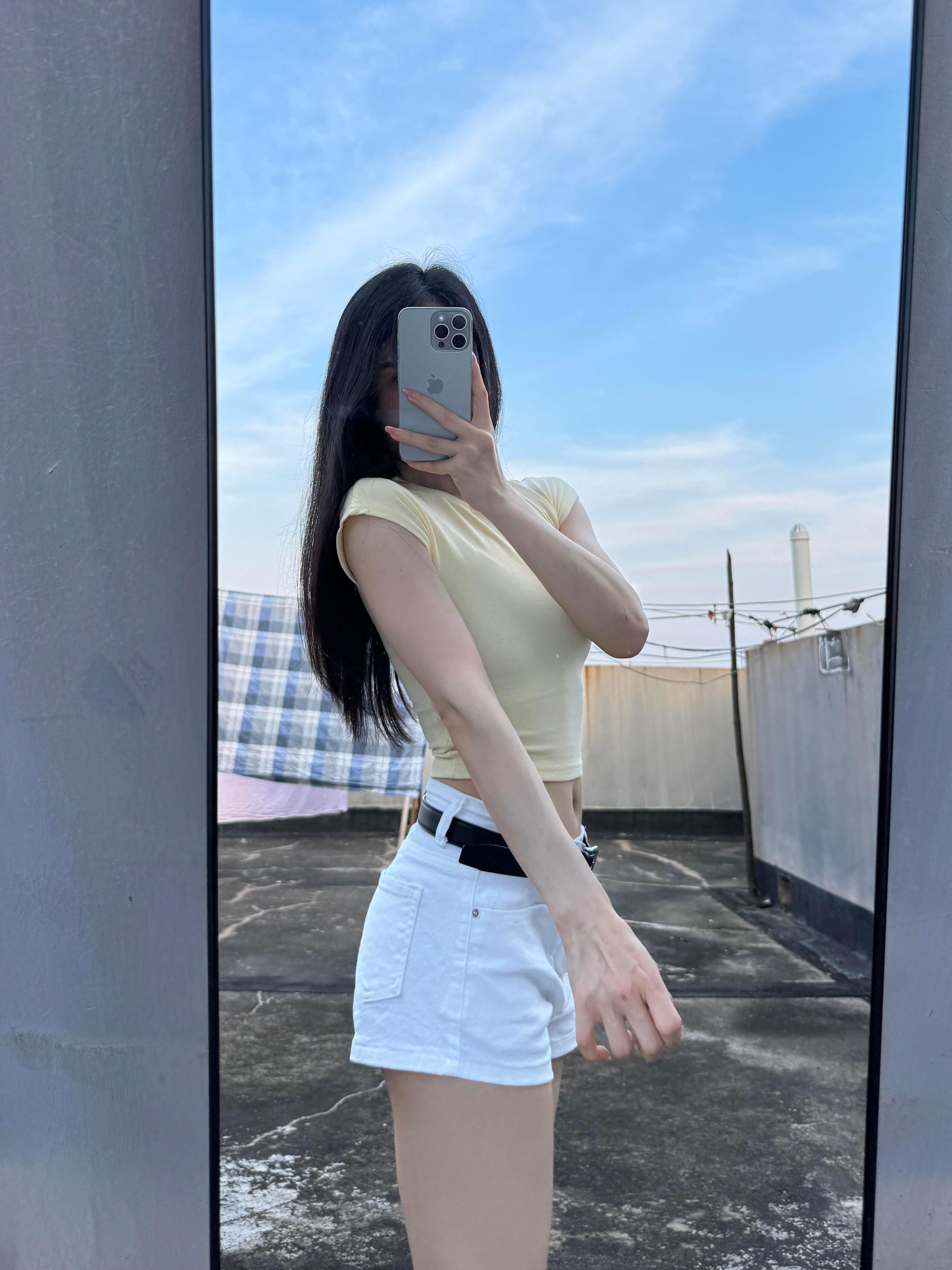 审美已经变成了喜欢紧致有线条感的身材誓死追随薄肌身材 