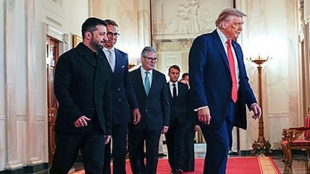 柏林会谈美方成传声筒，普京提出领土新要求，关键时刻，欧洲出十点计划力挺

美国加