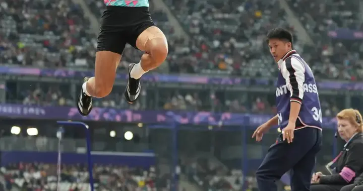 【小编手记】“追赶我超越我” 邸东东要当“标杆”