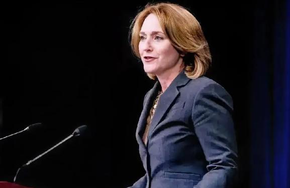 美国战争部长希克斯表示“俄罗斯因为和乌克兰的战争现在已经没有办法再威胁到美国了，