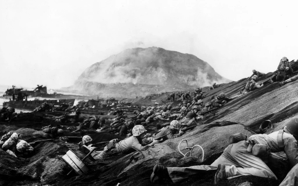 飞扬军事1945年2月19日，美军登陆硫磺岛，硫磺岛战役开始！ 中领馆再提醒避免