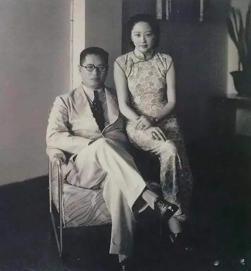 1971年，宋子文在参加某宴会时，忽然打了一个饱嗝，随后脖颈一软死了。妻子张乐怡