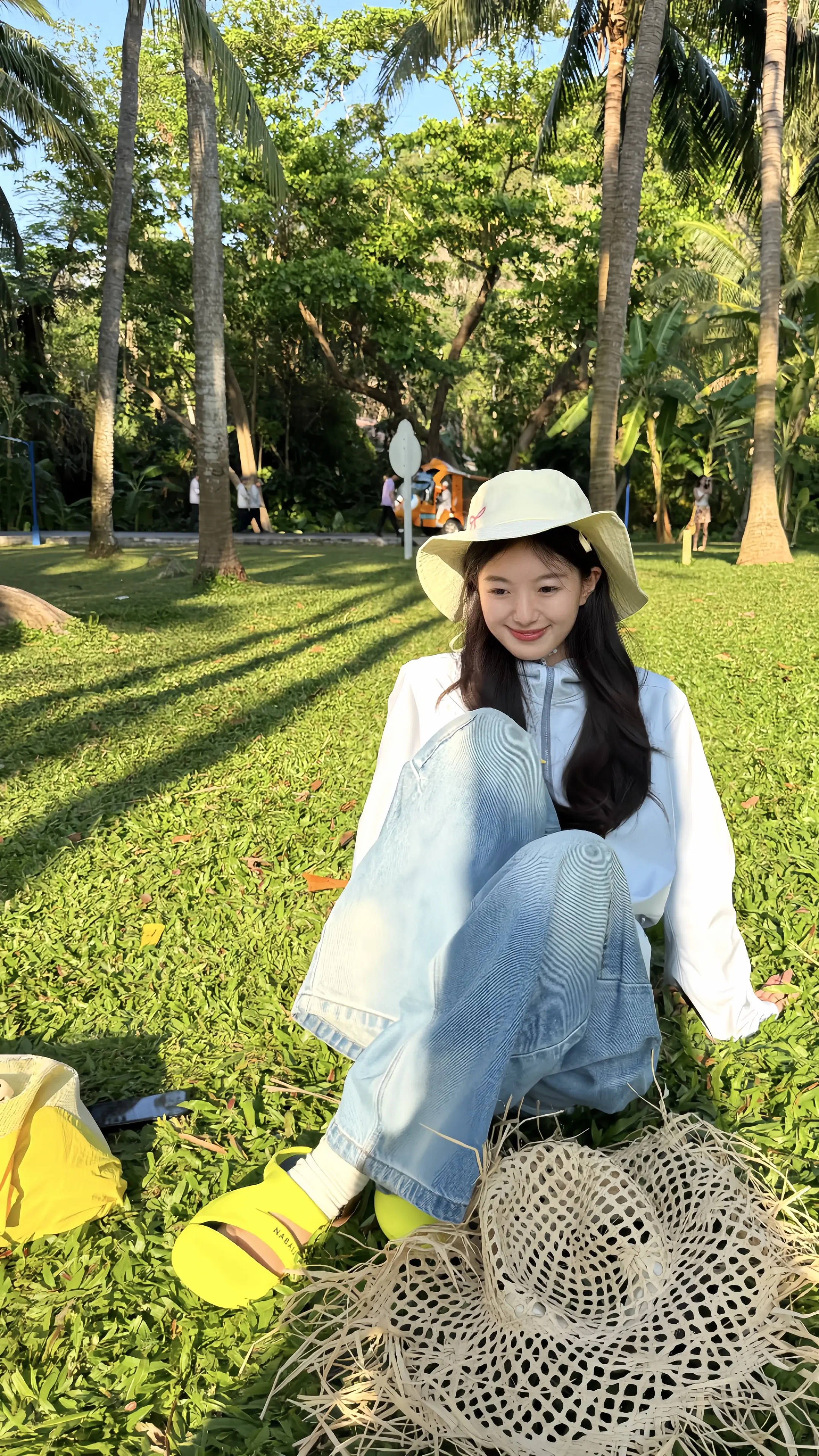 人类需要许多阳光来晒干过往的潮湿