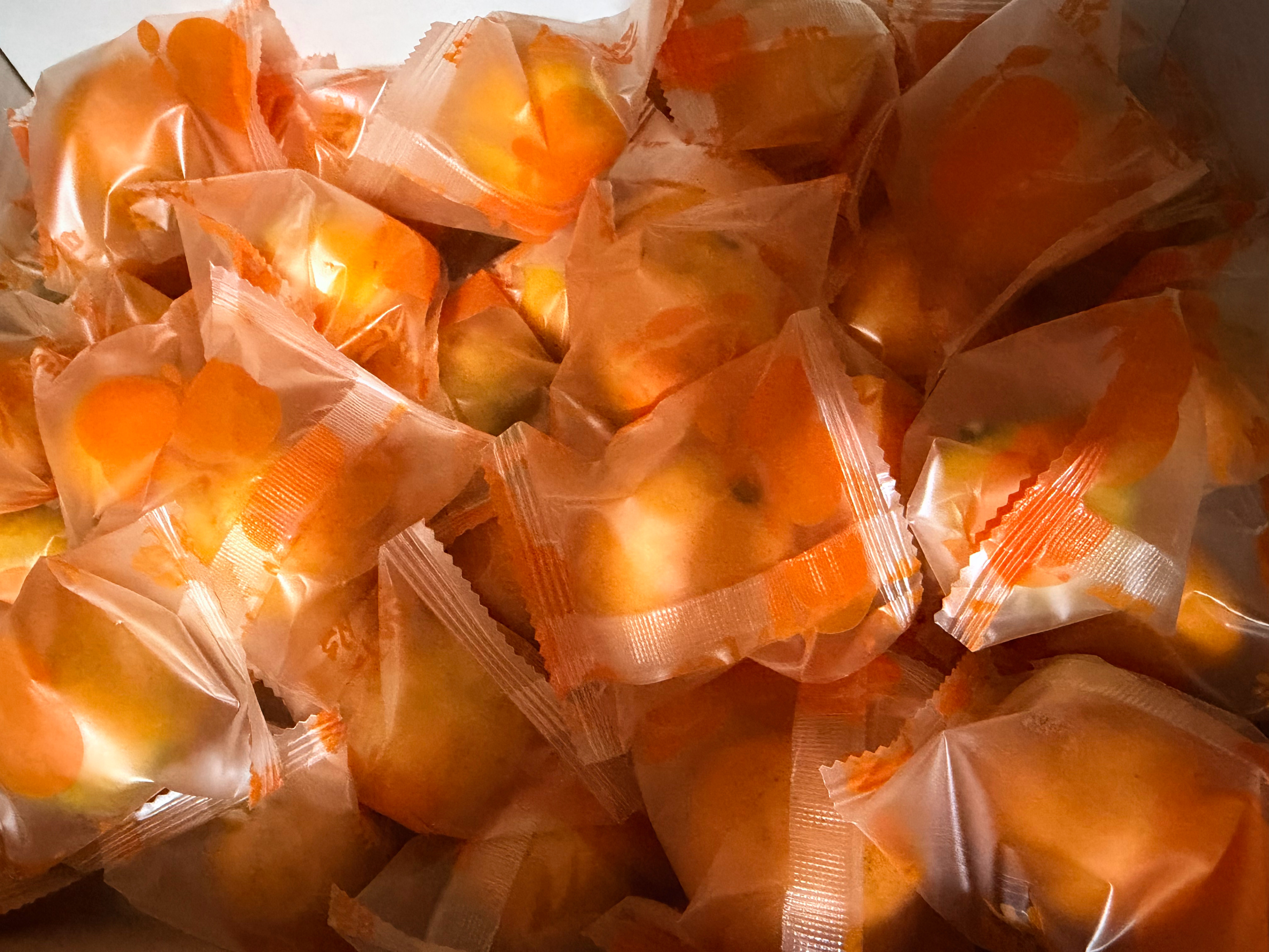 别说 宝宝吃的这个金桔我真有 还有这个糖陈梦