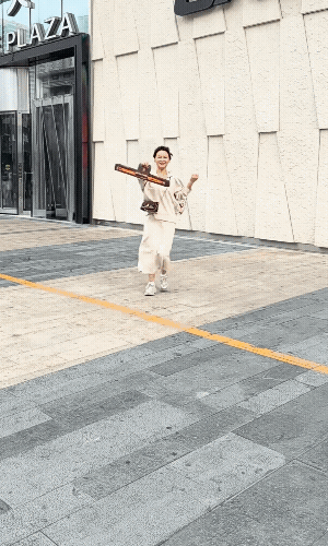 拍完记得给人家清理干净 别给清洁工找活儿干![666]