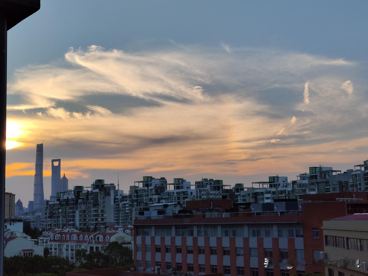 发张你手机里最美的夕阳照可以吗